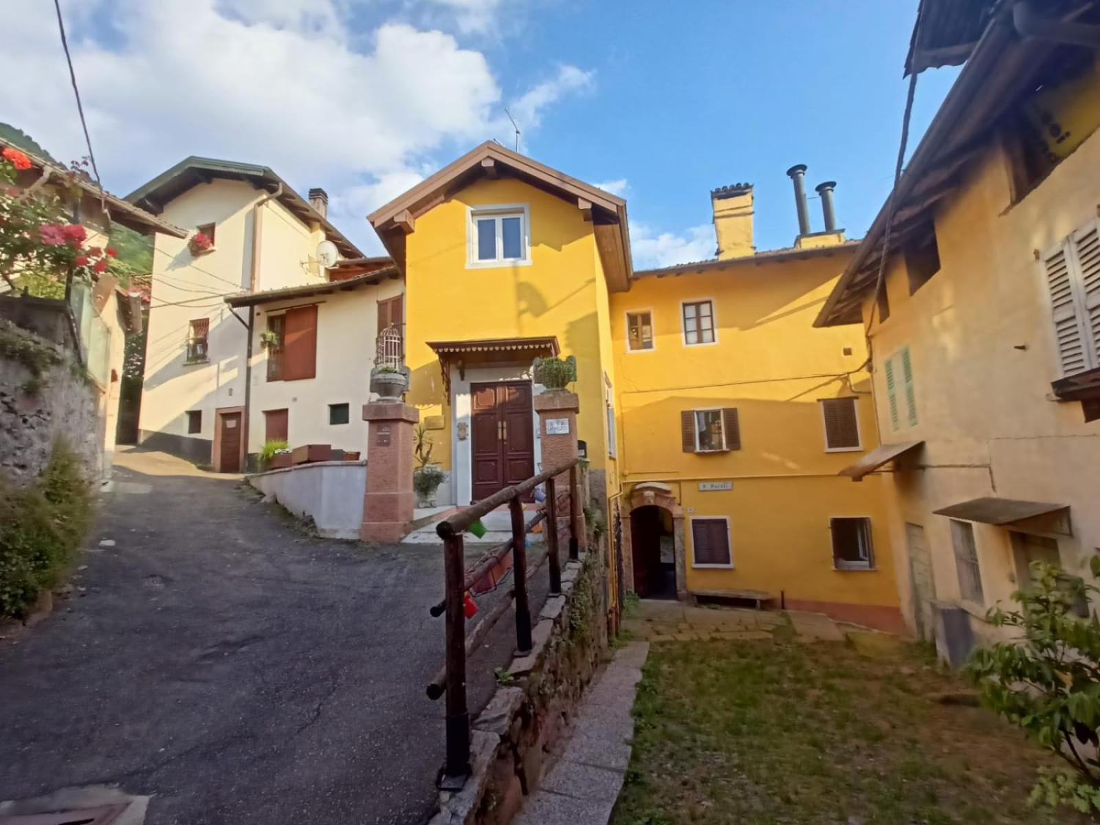Foresteria Lombarda B & B Ca' Pelitti Ganna Exteriér fotografie